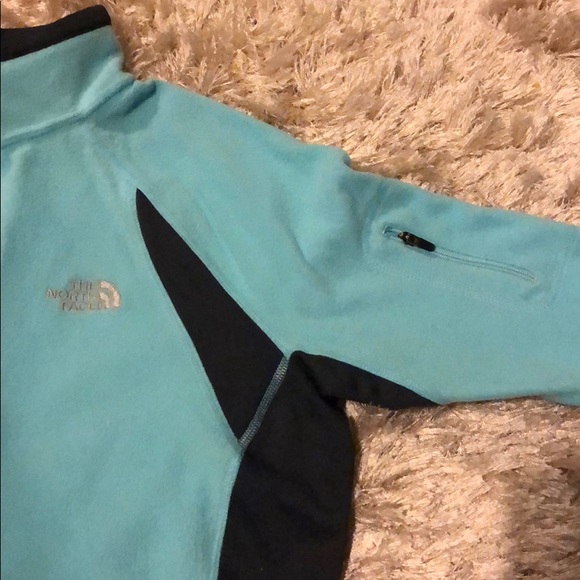 The North Face Light Blue Fleece - Picture 6 of 6